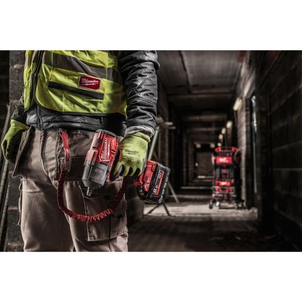 Перчатки рабочие сигнальные Hi-Vis MILWAUKEE, с сопротивлением порезам 4/D уровня, размер 11/XXL 4932479930 фото