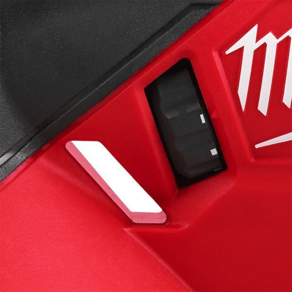 Шліфмашина ексцентрикова акумуляторна безщіткова MILWAUKEE, M12 FROS2.5-502X, діаметр 150мм (зарядний пристрій С12 С, 2 акумулят 4933493648 фото