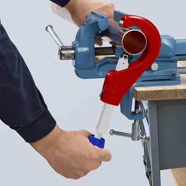 Труборез диаметром от 6 до 76 мм (1/4" - 3") KNIPEX TubiX&reg; XL 90 31 03 BK фото