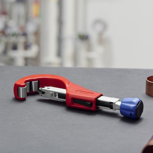 Труборез диаметром от 6 до 76 мм (1/4" - 3") KNIPEX TubiX&reg; XL 90 31 03 BK фото