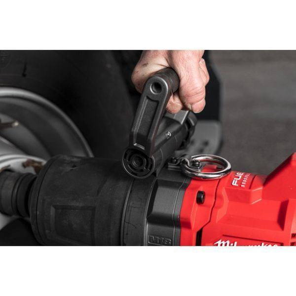 Гайковерт аккумуляторный бесщеточный 1'' MILWAUKEE, M18 ONEFHIWF1DS-0C, 2711Нм, с кольцом (кейс) 4933472071 фото