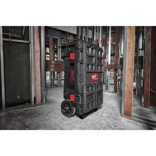Кейс для інструменту плаский XL на колесах PACKOUT MILWAUKEE (965x609x401мм) 4932478161 фото