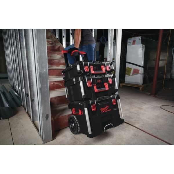Кейс на колесах PACKOUT MILWAUKEE 4932464078 фото