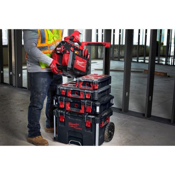 Кейс на колесах PACKOUT MILWAUKEE 4932464078 фото
