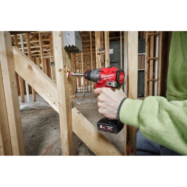 Дрель-шуруповерт аккумуляторная бесщёточная MILWAUKEE, M12 FDD2-602X, 45Нм (ЗУ, 2х6Ач. HDкейс) 4933479875 фото