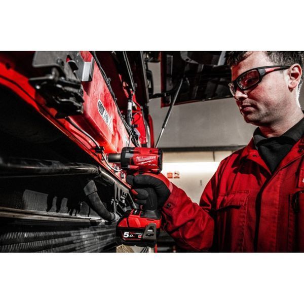 Гайковерт аккумуляторный бесщеточный 1/2'' MILWAUKEE, M18 FIW2P12-502X, 339Нм, с пином 4933478447 фото