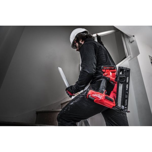 Пистолет гвоздезабивной аккумуляторный бесщёточный MILWAUKEE, M18 FN16GA-202X, 32-64мм (HDкейс) 4933478092 фото