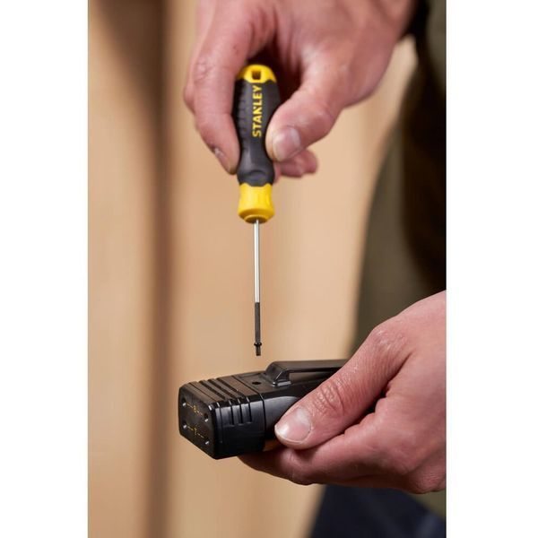 Викрутка плоска STANLEY "Cushion Grip" S/D SLOTTED: 2.5 X 60MM STHT16151-0 фото